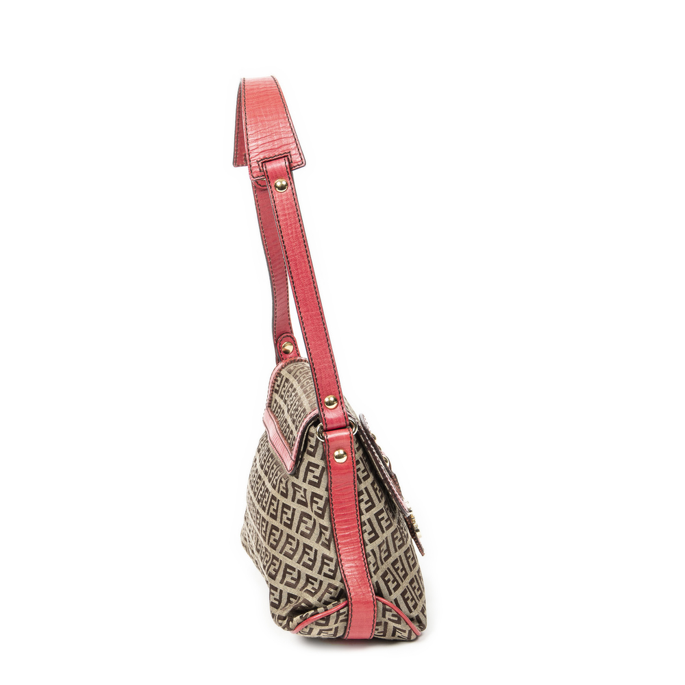 Fendi Bicolor Flap Shoulder Bag - Picture 4 of 11